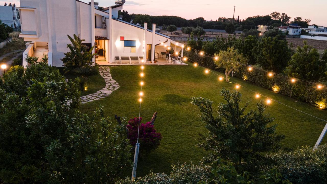 Locanda Del Pino 吉诺萨滨海 外观 照片