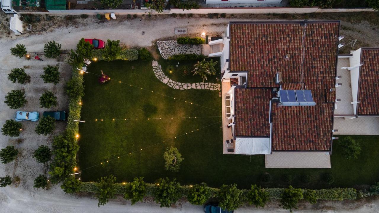 Locanda Del Pino 吉诺萨滨海 外观 照片